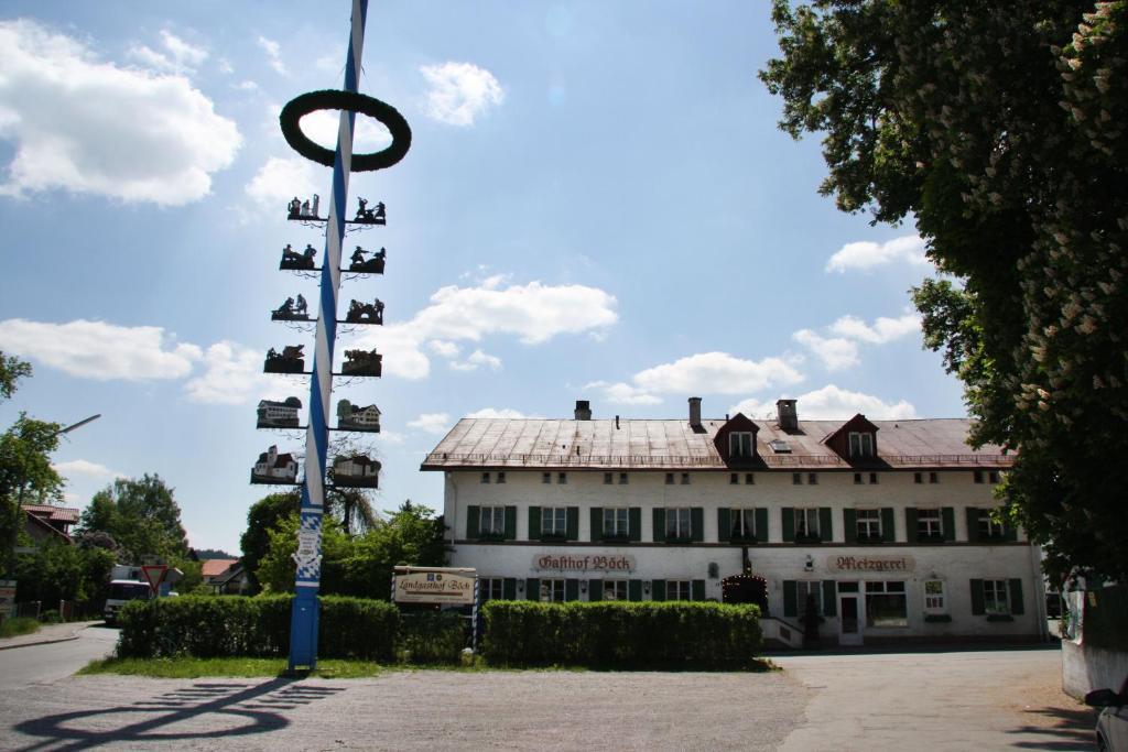 Landgasthof Bock Hotel Gauting Eksteriør billede