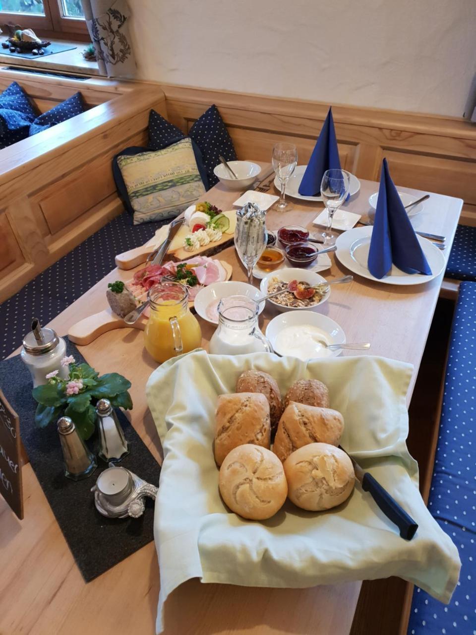 Landgasthof Bock Hotel Gauting Eksteriør billede